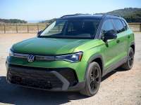 2025 Volkswagen Taos SE Black - Review by David Colman 2025 Volkswagen Taos SE Black - Review by David Colman
