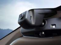 Concealed BMW Dashcam – They Won't See It Coming! Concealed BMW Dashcam – They Won't See It Coming!